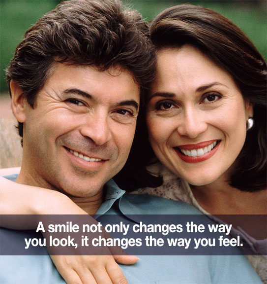 i00195_N_couplesmiling